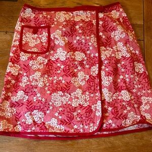 Ann Taylor size 0 wrap skirt. Excellent condition!